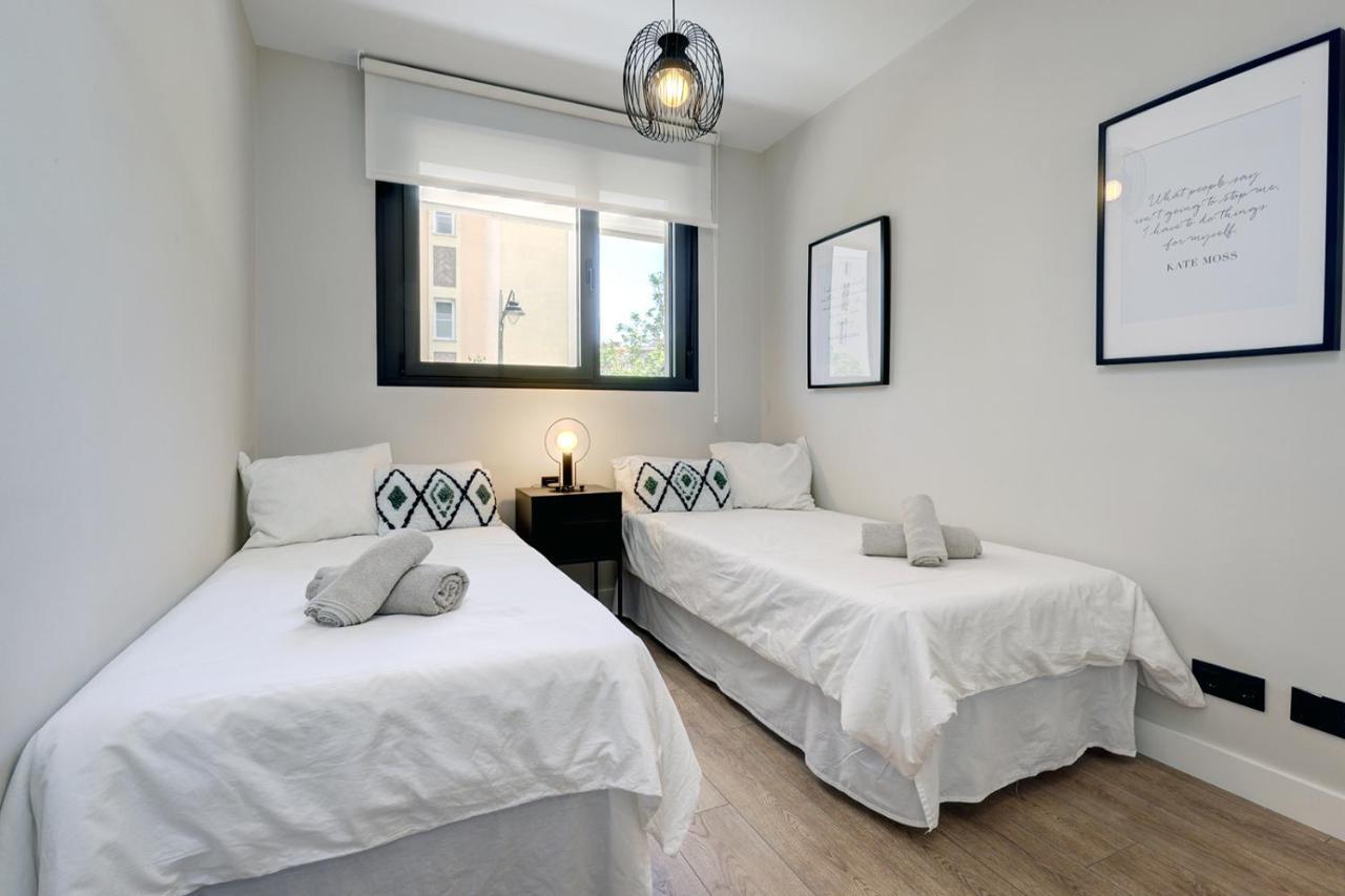 Stylish 2 Bedroom Apartment In Estepona Old Town Luaran gambar