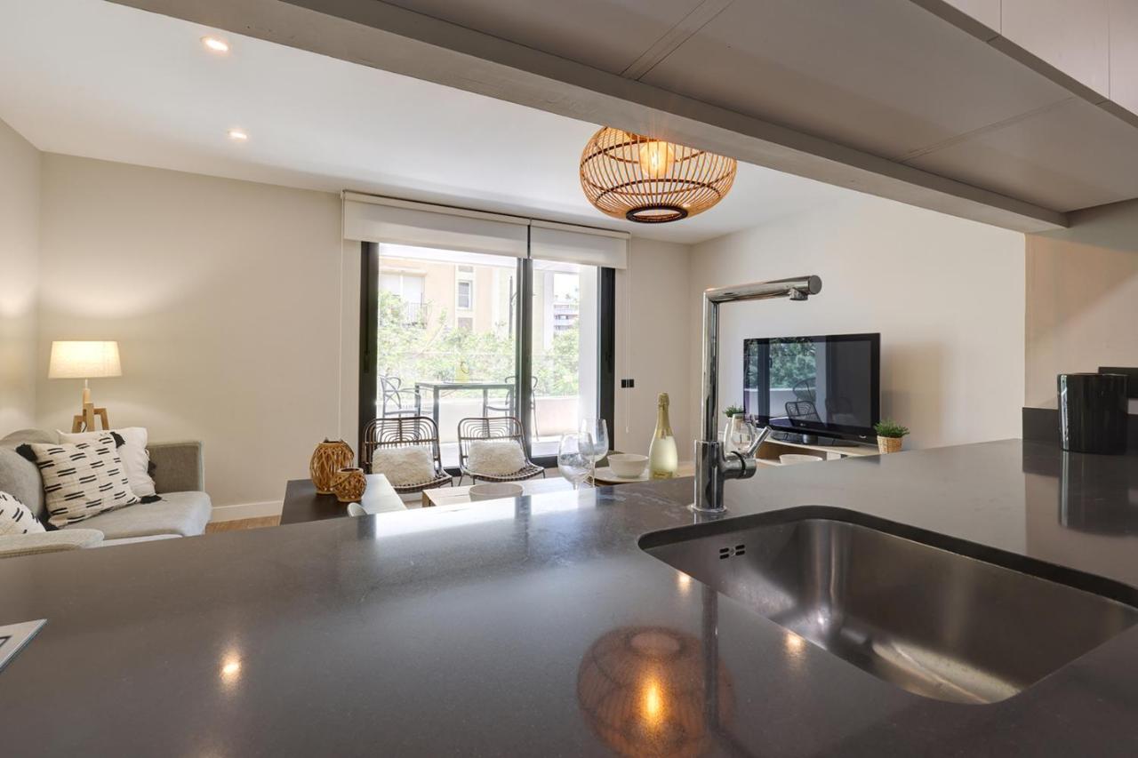 Stylish 2 Bedroom Apartment In Estepona Old Town Luaran gambar