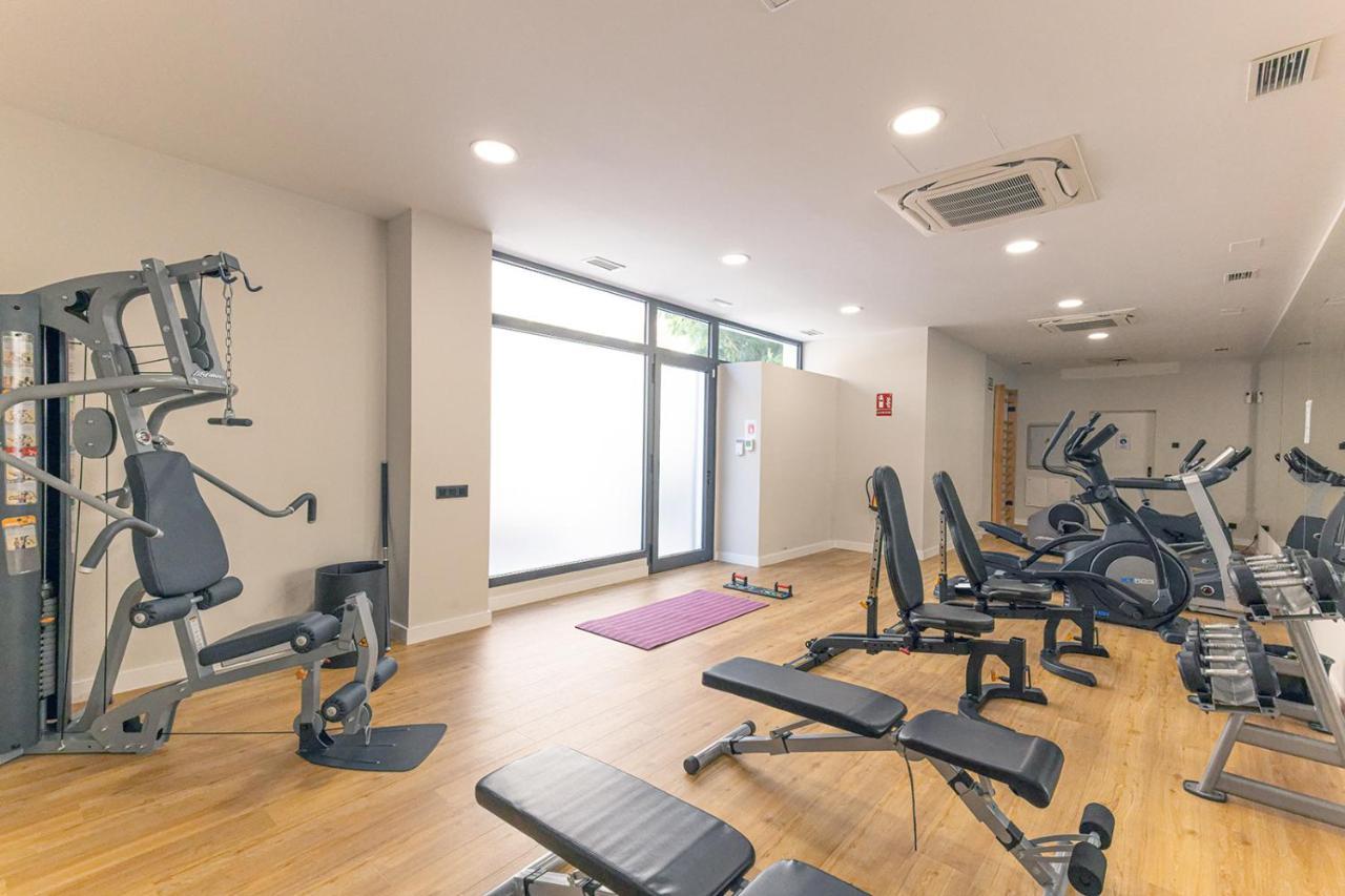Stylish 2 Bedroom Apartment In Estepona Old Town Luaran gambar
