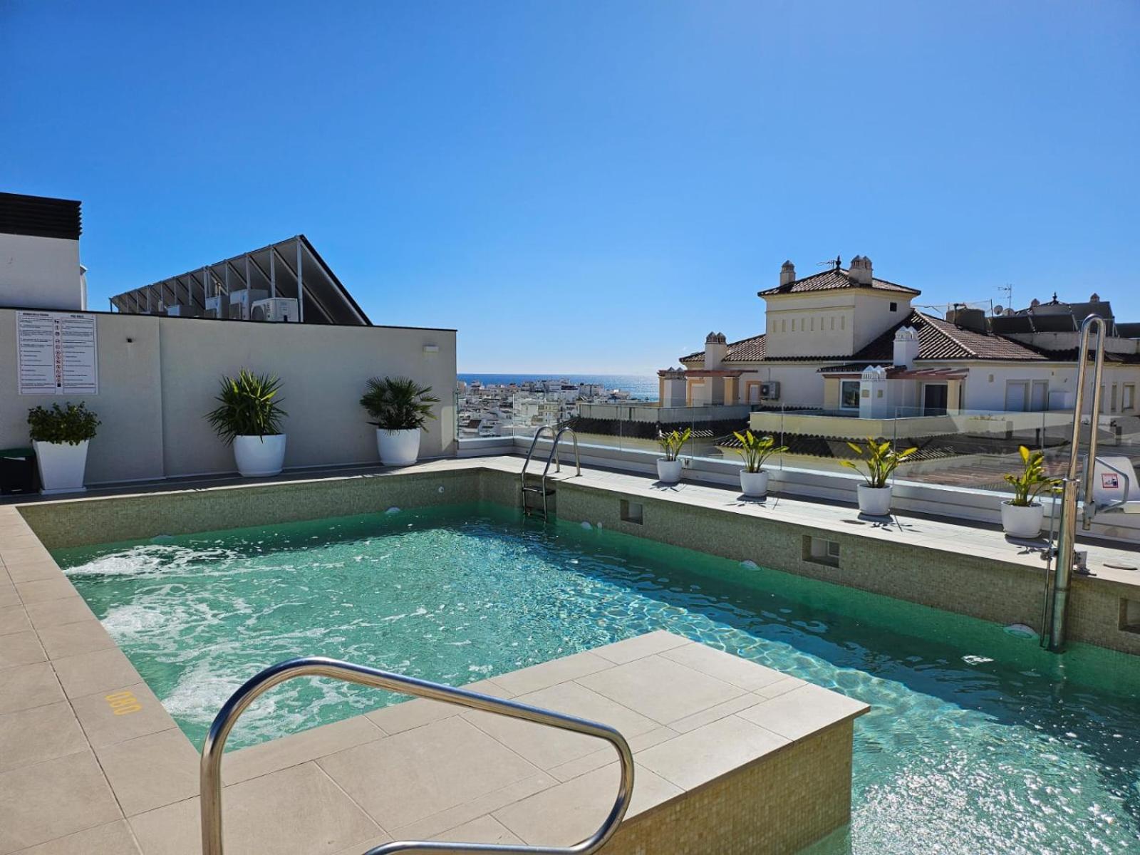 Stylish 2 Bedroom Apartment In Estepona Old Town Luaran gambar
